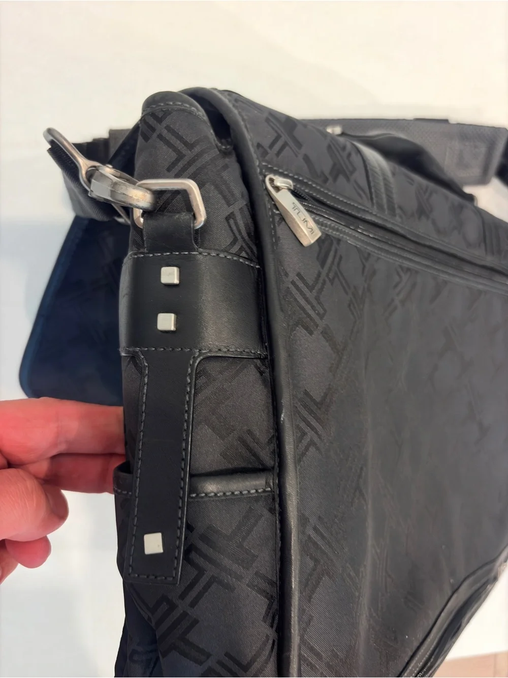 Tumi clean non